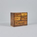 1544 3228 CHEST OF DRAWERS